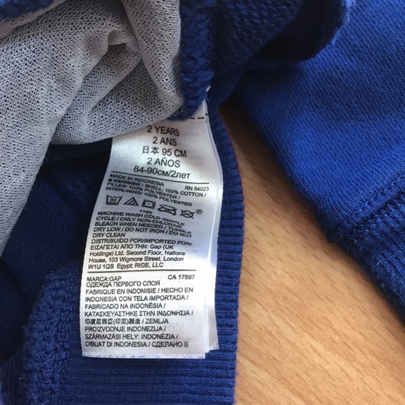 8/$25 Gap Size 2 Years Blue Marvel Muscle Sweatshirt - Picture 6 of 12